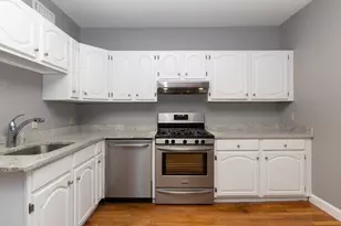 284 Melrose St, Newton, MA 02466 - Photo 14