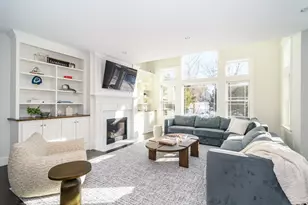 23 Covered Bridge Ln, Wayland, MA 01778 - Photo 2