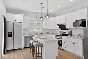 19 School Ave, Waltham, MA 02453 - Photo 4