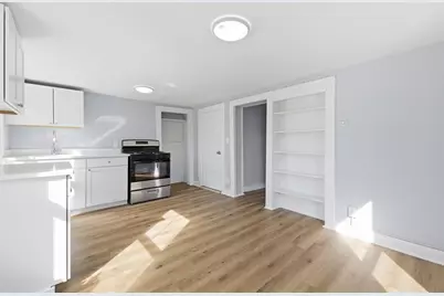 48 Walker St #B, Falmouth, MA 02540 - Photo 4