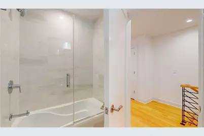 588 Tremont St #1, Boston, MA 02118 - Photo 12