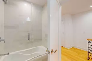 588 Tremont St, Boston, MA 02118 - Photo 12