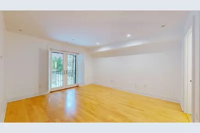 588 Tremont St #1, Boston, MA 02118 - Photo 2