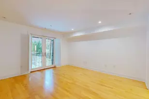 588 Tremont St, Boston, MA 02118 - Photo 2