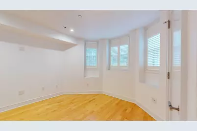 588 Tremont St #1, Boston, MA 02118 - Photo 10