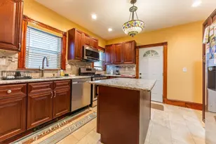 75 Savin St, Boston, MA 02119 - Photo 18