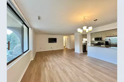 1004 Paradise Rd #1H, Swampscott, MA 01907 - Photo 8