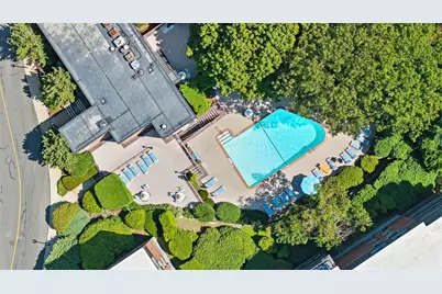 1004 Paradise Rd #1H, Swampscott, MA 01907 - Photo 26