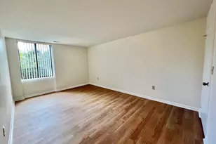 1004 Paradise Rd, Swampscott, MA 01907 - Photo 14