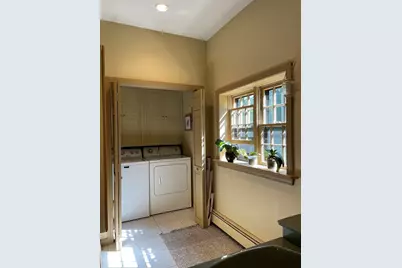 4 Chestnut St, Hopkinton, MA 01748 - Photo 10