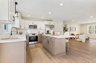 40 Filipe Wy, Taunton, MA 02780 - Photo 2