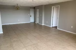 3920 Mystic Valley Pkwy, Medford, MA 02155 - Photo 6