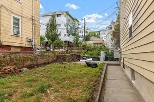 79 Gage St, Worcester, MA 01605 - Photo 26