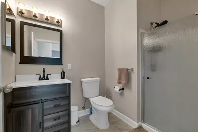 21 Hampshire Rd #111, Methuen, MA 01844 - Photo 12