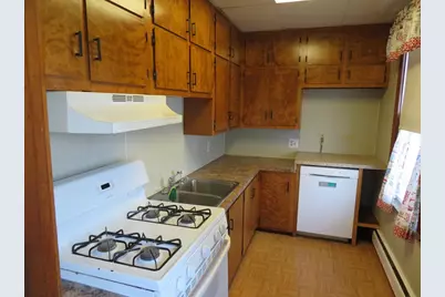 101 Princeton St #2, New Bedford, MA 02745 - Photo 8