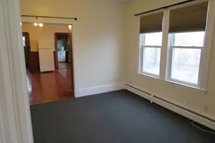 101 Princeton St, New Bedford, MA 02745 - Photo 4