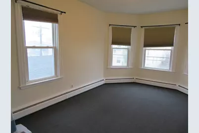 101 Princeton St #2, New Bedford, MA 02745 - Photo 2