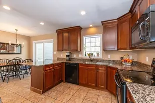 377 Rumonoski Dr, Northbridge, MA 01534 - Photo 4