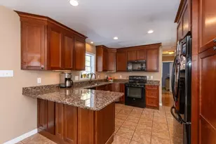 377 Rumonoski Dr, Northbridge, MA 01534 - Photo 6