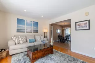 377 Rumonoski Dr, Northbridge, MA 01534 - Photo 14