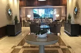 9 Hawthorne Pl, Boston, MA 02114 - Photo 1