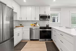 60 Derby St, Somerville, MA 02145 - Photo 8