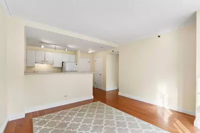 534 Beacon St #302, Boston, MA 02215 - Photo 2