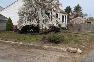 383 Summer St, Brockton, MA 02302 - Photo 2