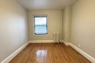 8 Langmaid Ave, Somerville, MA 02145 - Photo 4