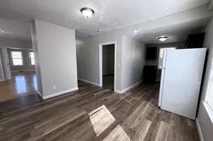 171 Pleasant St, Attleboro, MA 02703 - Photo 14