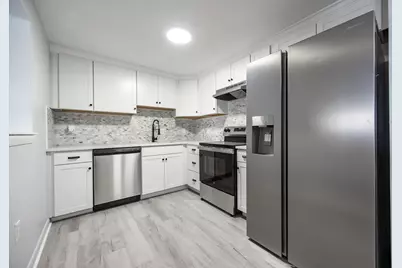 26 Williamsburg Ct #4, Shrewsbury, MA 01545 - Photo 1