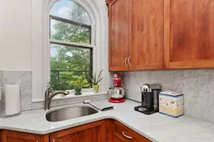 340 Tappan St, Brookline, MA 02445 - Photo 4