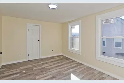 22 Spring St, Ware, MA 01082 - Photo 20