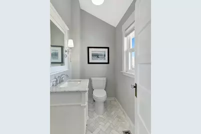 9 C St, Hull, MA 02045 - Photo 16