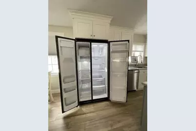 152 W Main Street #1, Millbury, MA 01527 - Photo 4