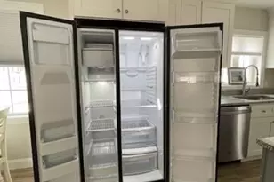 152 W Main St, Millbury, MA 01527 - Photo 4