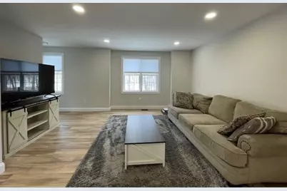 152 W Main Street #1, Millbury, MA 01527 - Photo 8