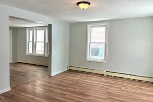 10 Cottage St, Worcester, MA 01609 - Photo 2