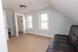 958 Center St, Middleborough, MA 02346 - Photo 8