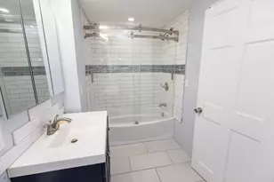 958 Center St, Middleborough, MA 02346 - Photo 4