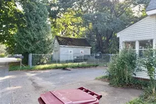 958 Center St, Middleborough, MA 02346 - Photo 2