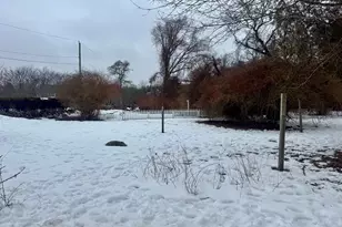 649 Horseneck Rd, Dartmouth, MA 02748 - Photo 4