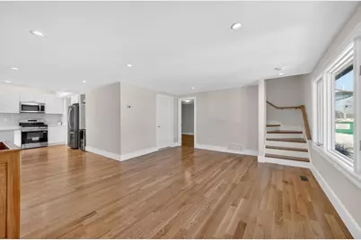 39-41 Neillian St, Bedford, MA 01730 - Photo 8