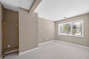 39-41 Neillian St, Bedford, MA 01730 - Photo 36