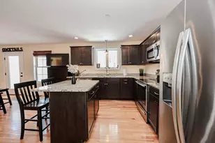 11 Rockingham Rd, Auburn, NH 03032 - Photo 14