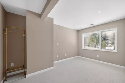 39 Neillian St #39, Bedford, MA 01730 - Photo 14