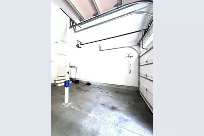 92 Johnson Woods Dr #92, Reading, MA 01867 - Photo 32