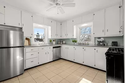 15 Mount Vernon St, Gloucester, MA 01930 - Photo 12