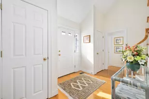 62 Country Way, Dartmouth, MA 02748 - Photo 6