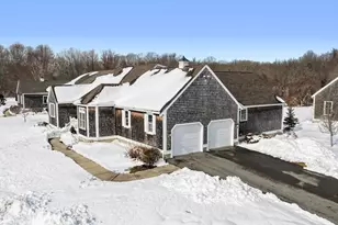 62 Country Way, Dartmouth, MA 02748 - Photo 2